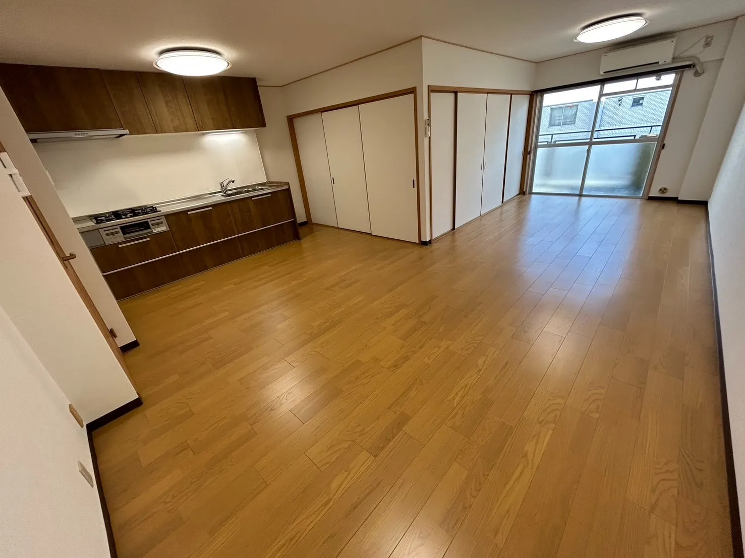 住宅設備機器取替工事/マンションフローリング張替え工事一式